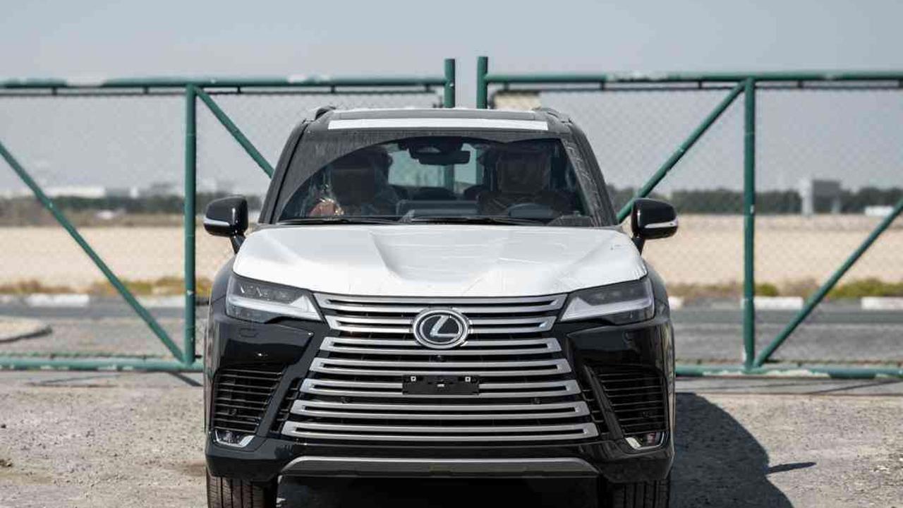 Lexus LX 600