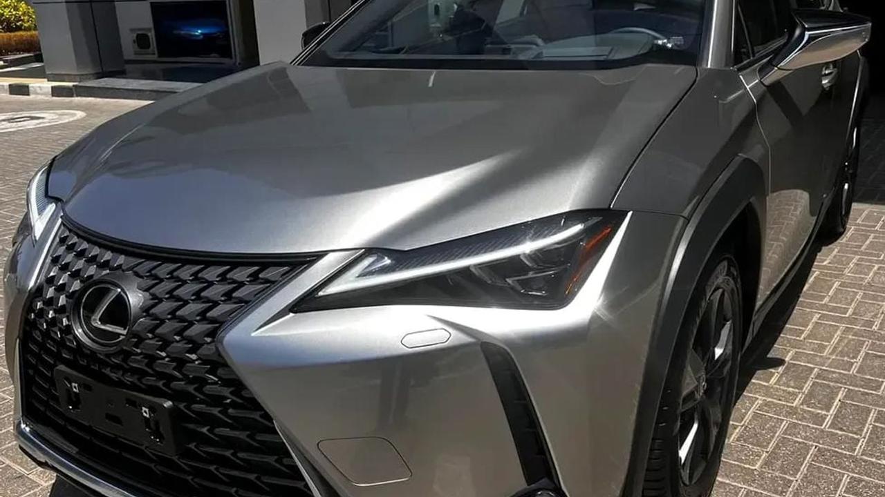 Lexus UX300h