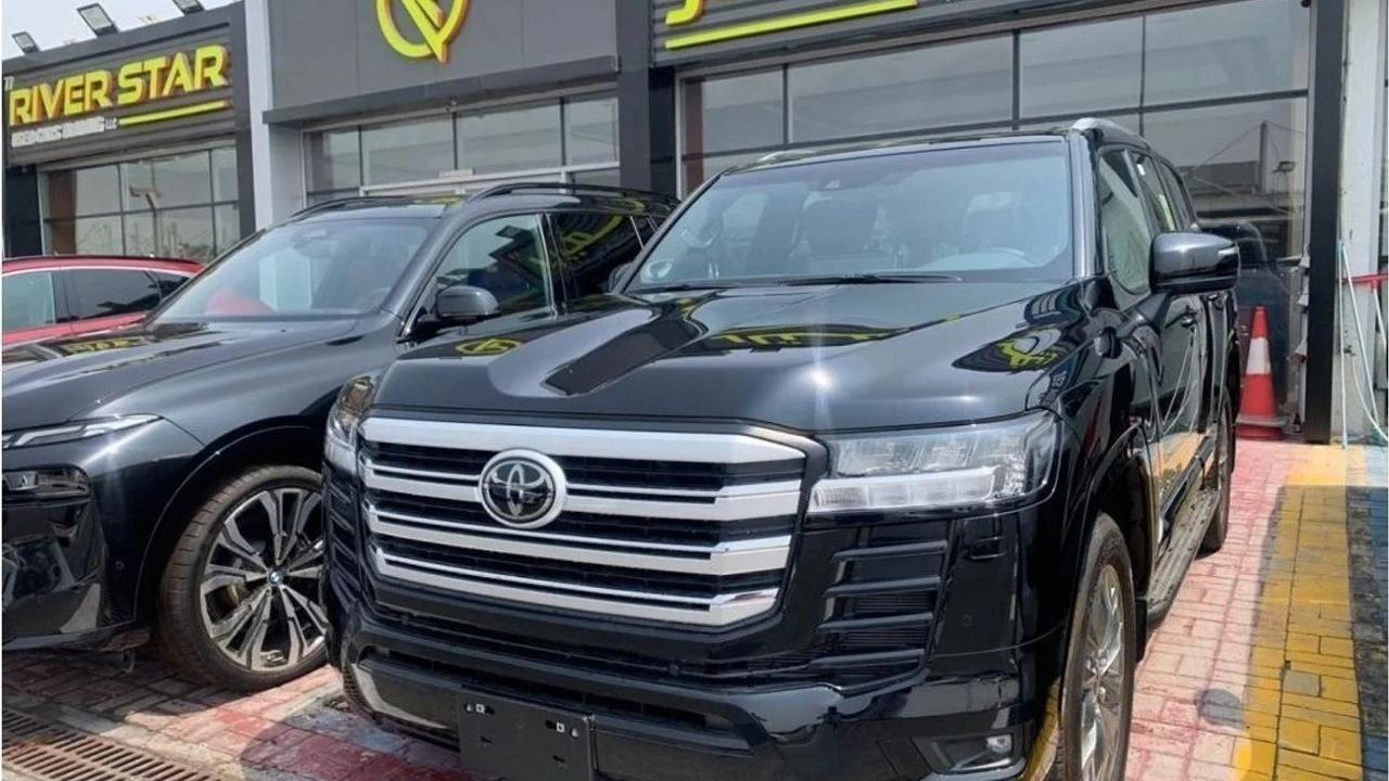 Toyota Land Cruiser