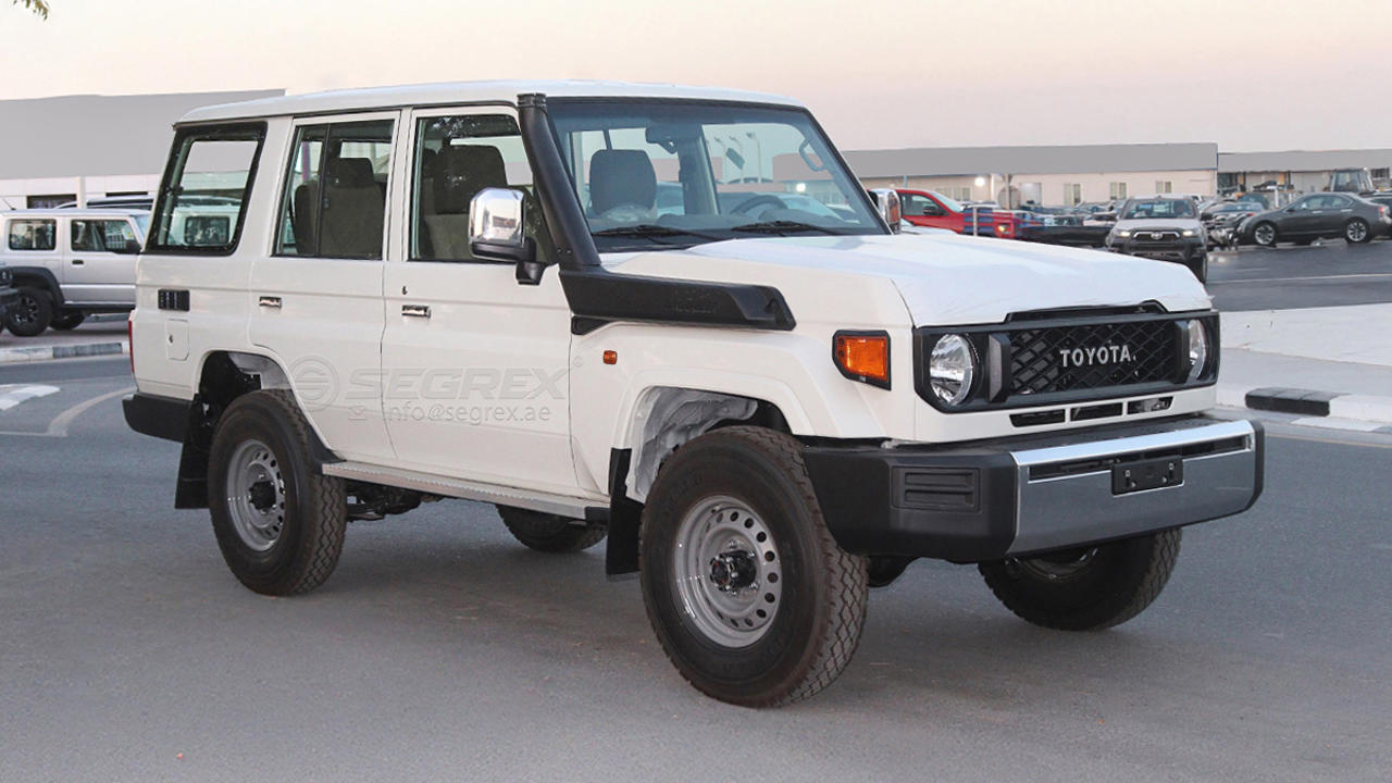 Toyota Land Cruiser 76 Wagon