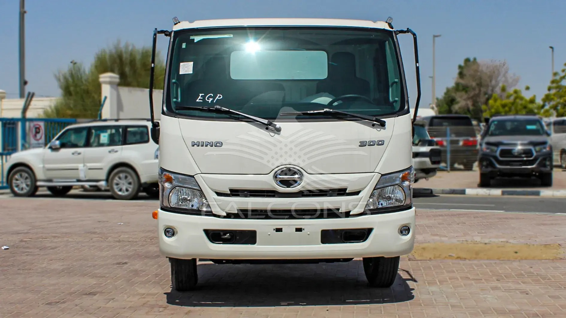 Hino 300