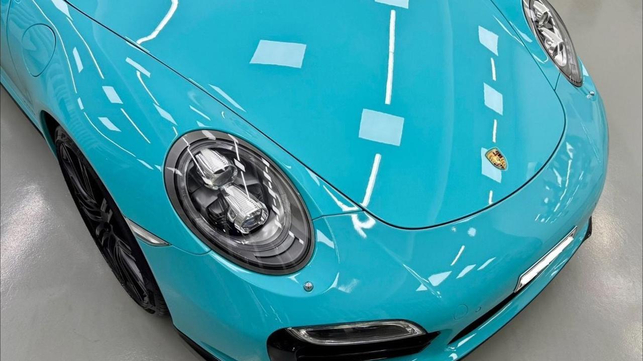 Porsche 911 Carrera