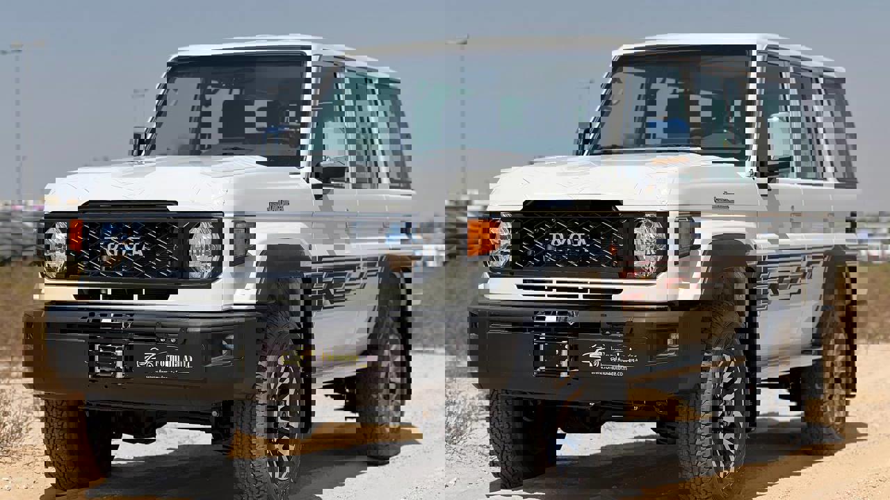 Toyota Land Cruiser 76 Wagon