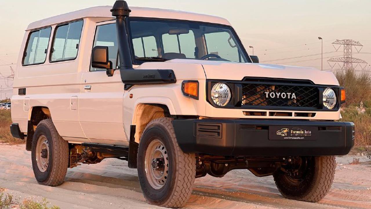 Toyota Land Cruiser 78 Hard Top