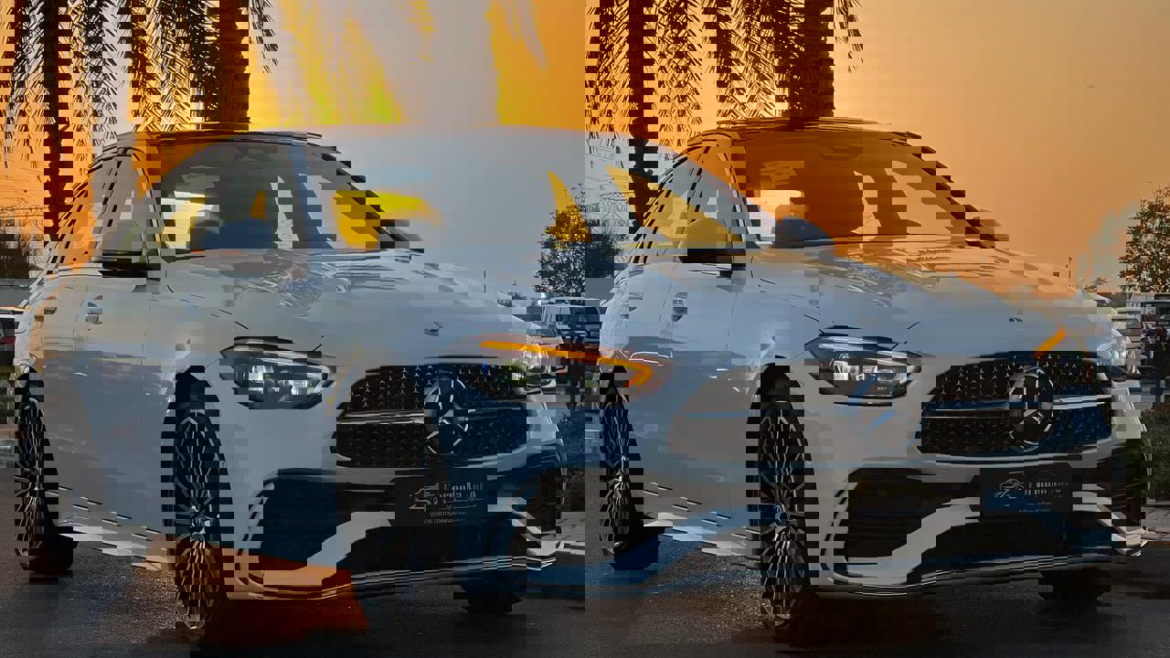Mercedes-Benz C200