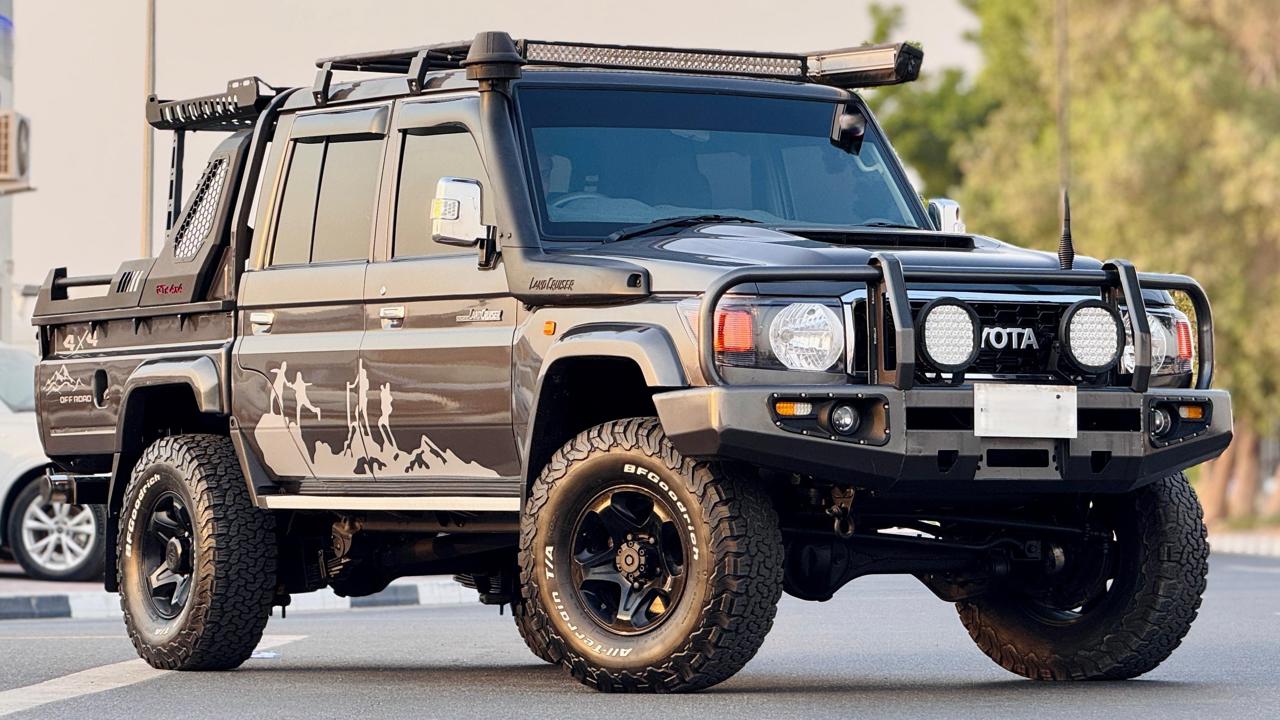 Toyota Land Cruiser