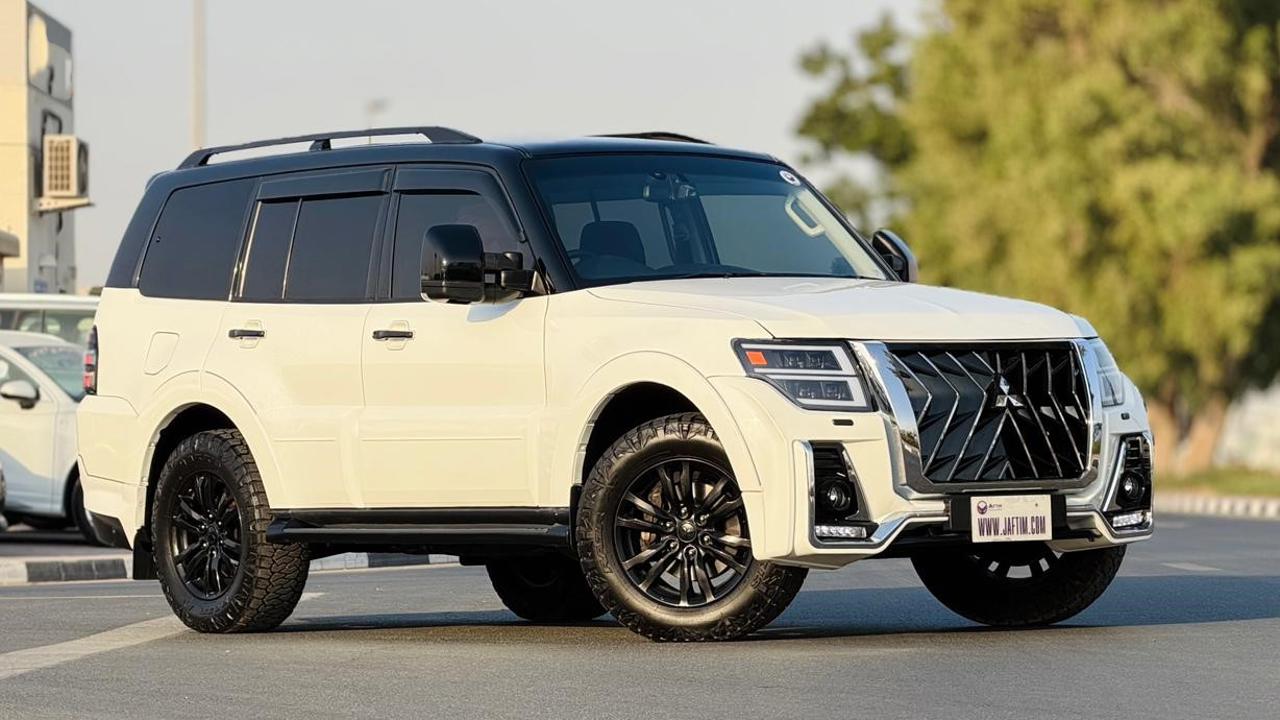 Mitsubishi Pajero iO