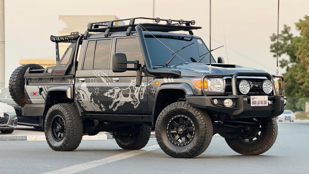 Toyota Land Cruiser