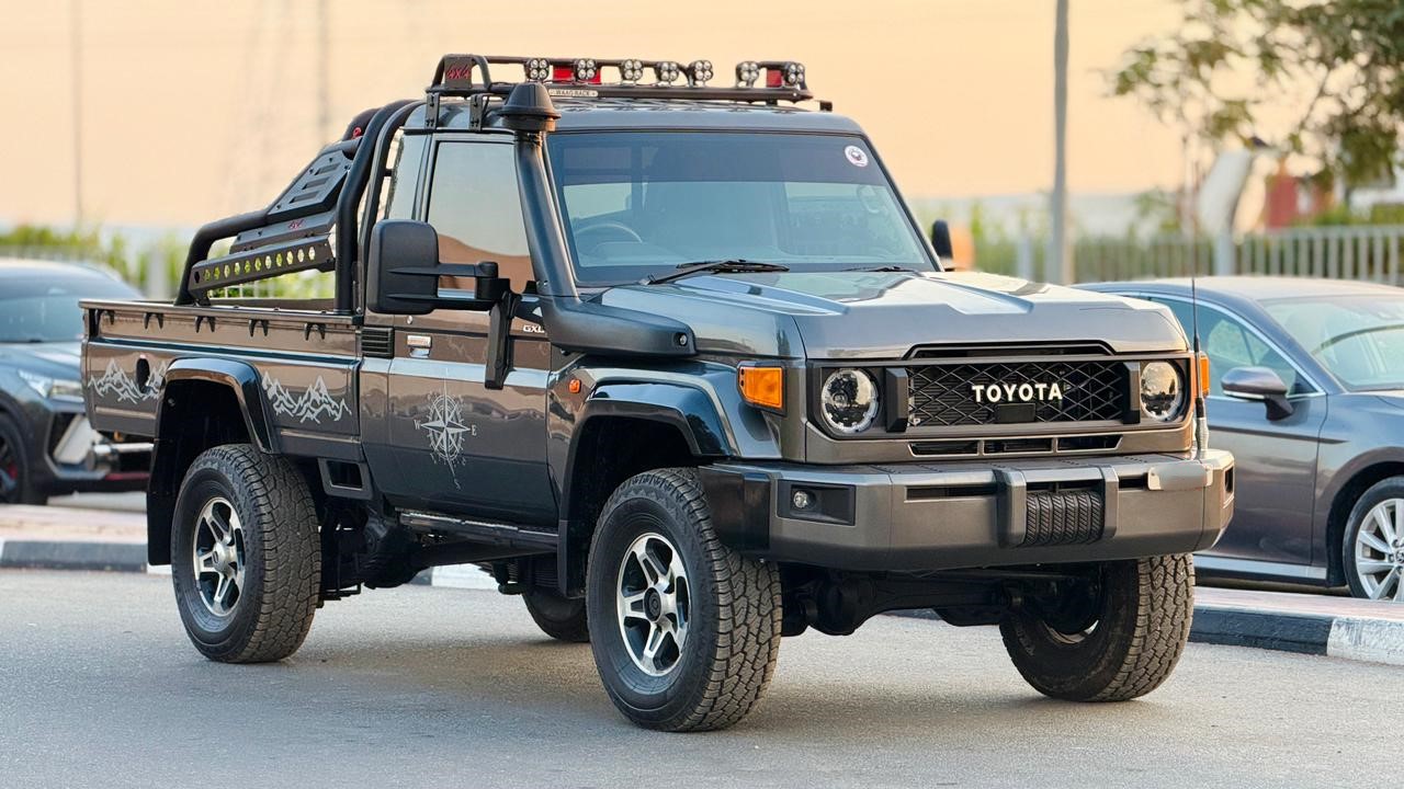 Toyota Land Cruiser
