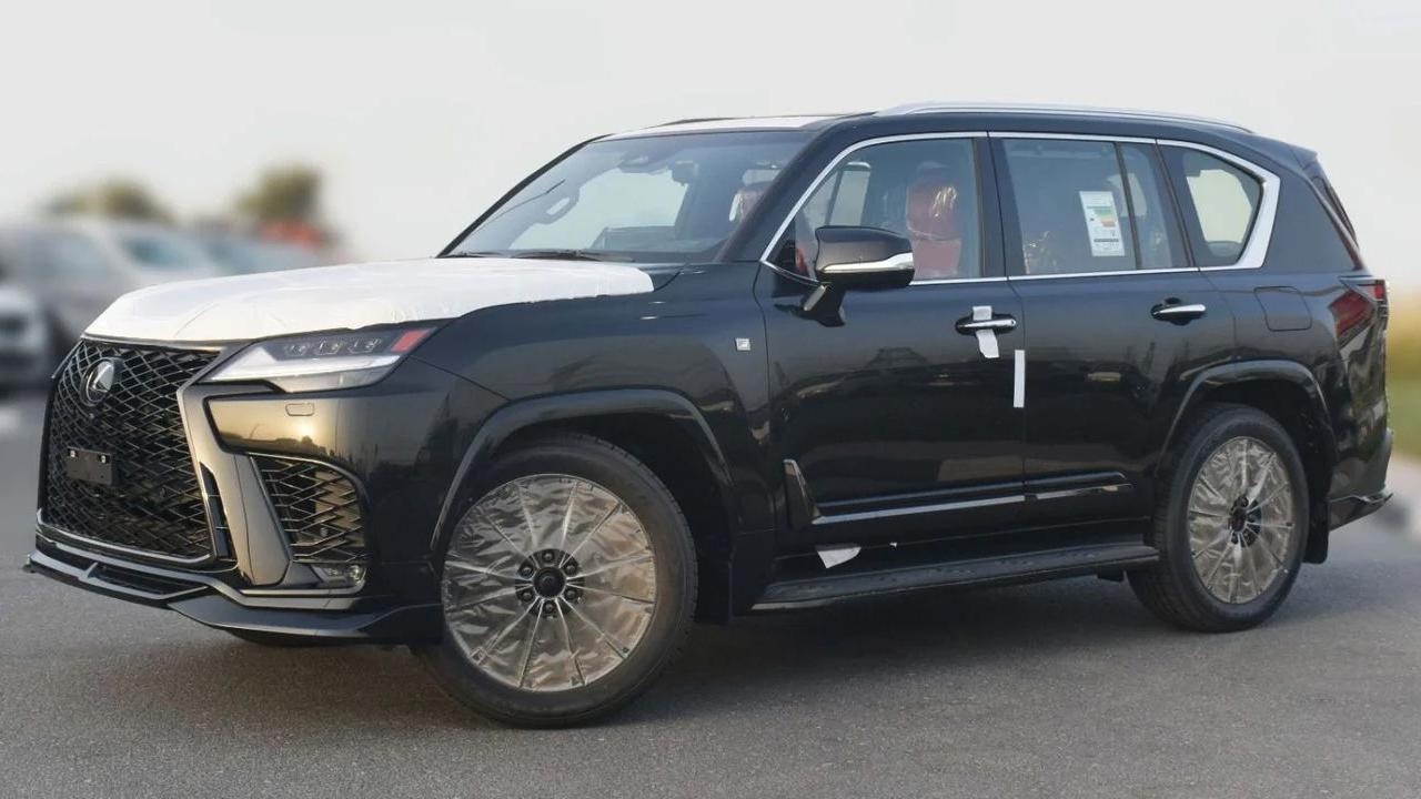 Lexus LX700h