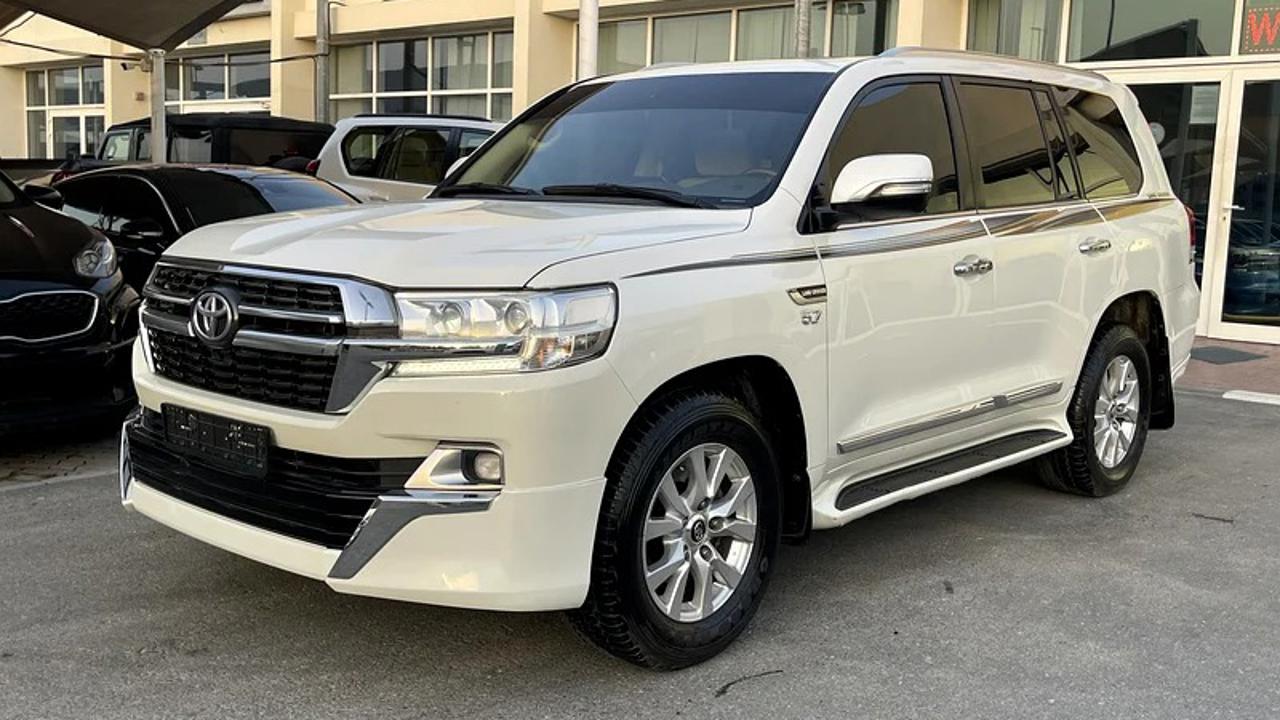Toyota Land Cruiser