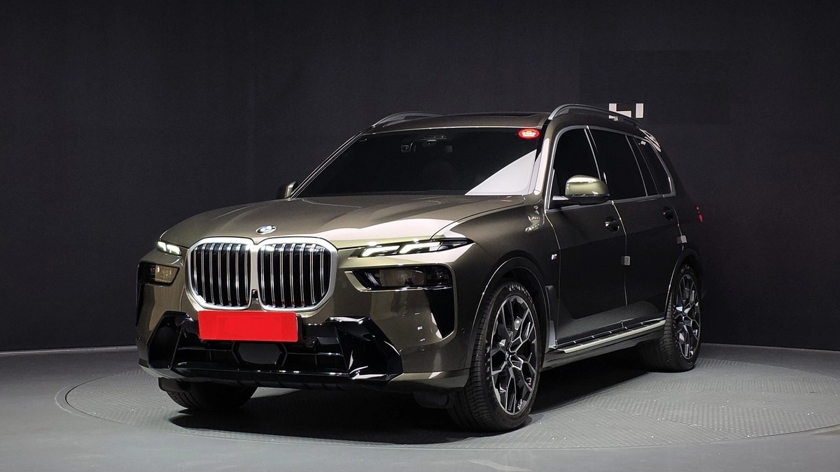 BMW X7