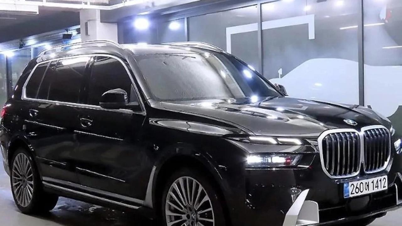 BMW X7