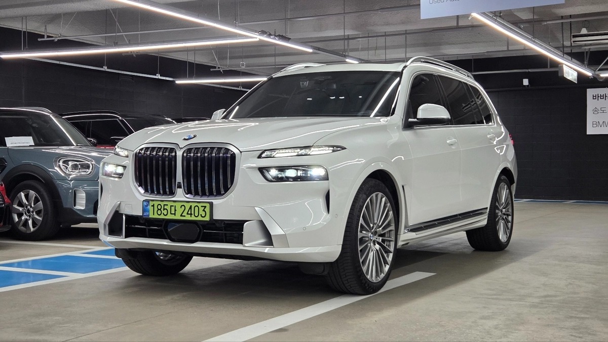 BMW X7