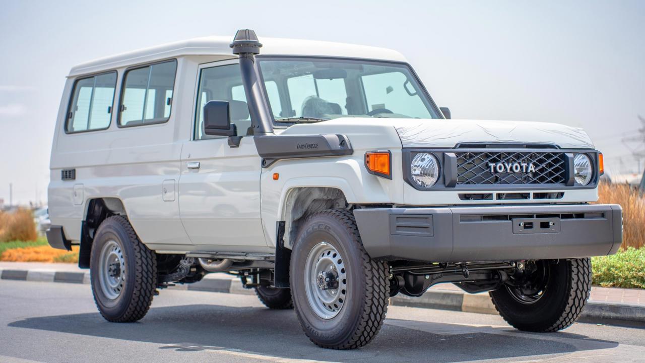 Toyota Land Cruiser 78 Hard Top