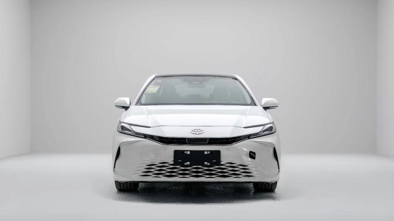 Toyota Camry Hybrid