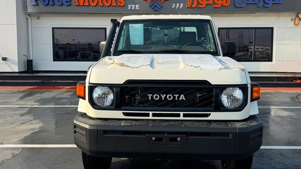 Toyota Land Cruiser 79 Pickup