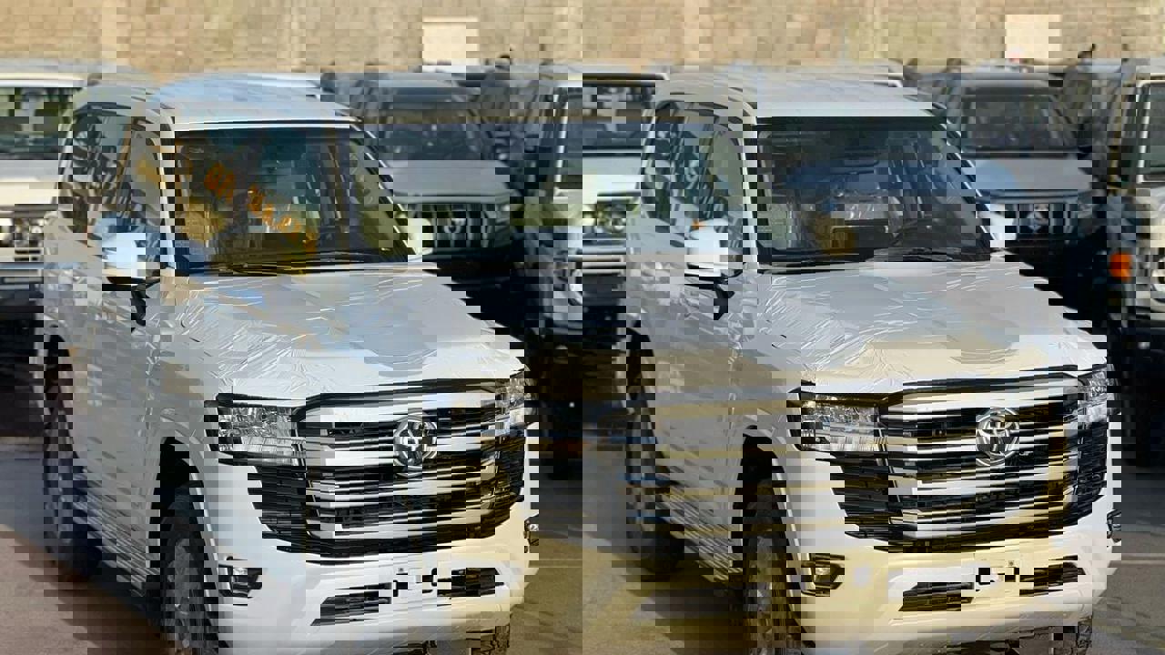 Toyota Land Cruiser 300