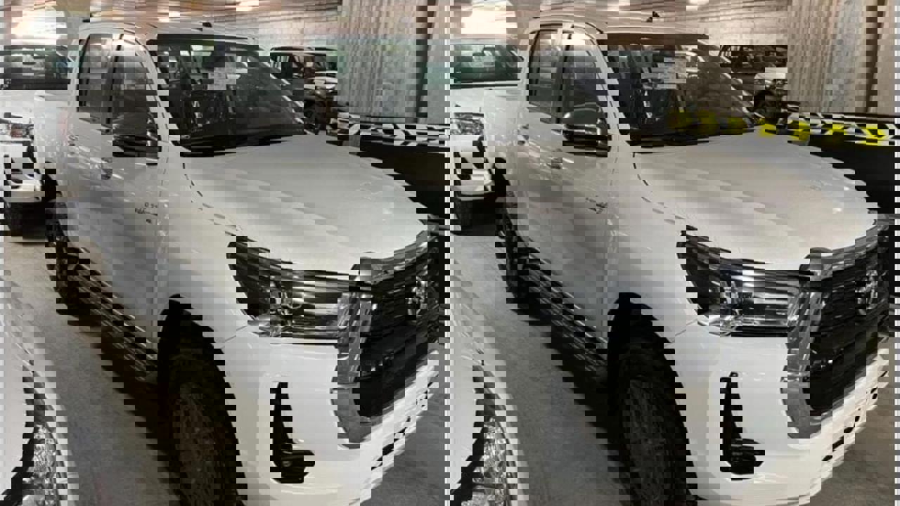 Toyota Hilux
