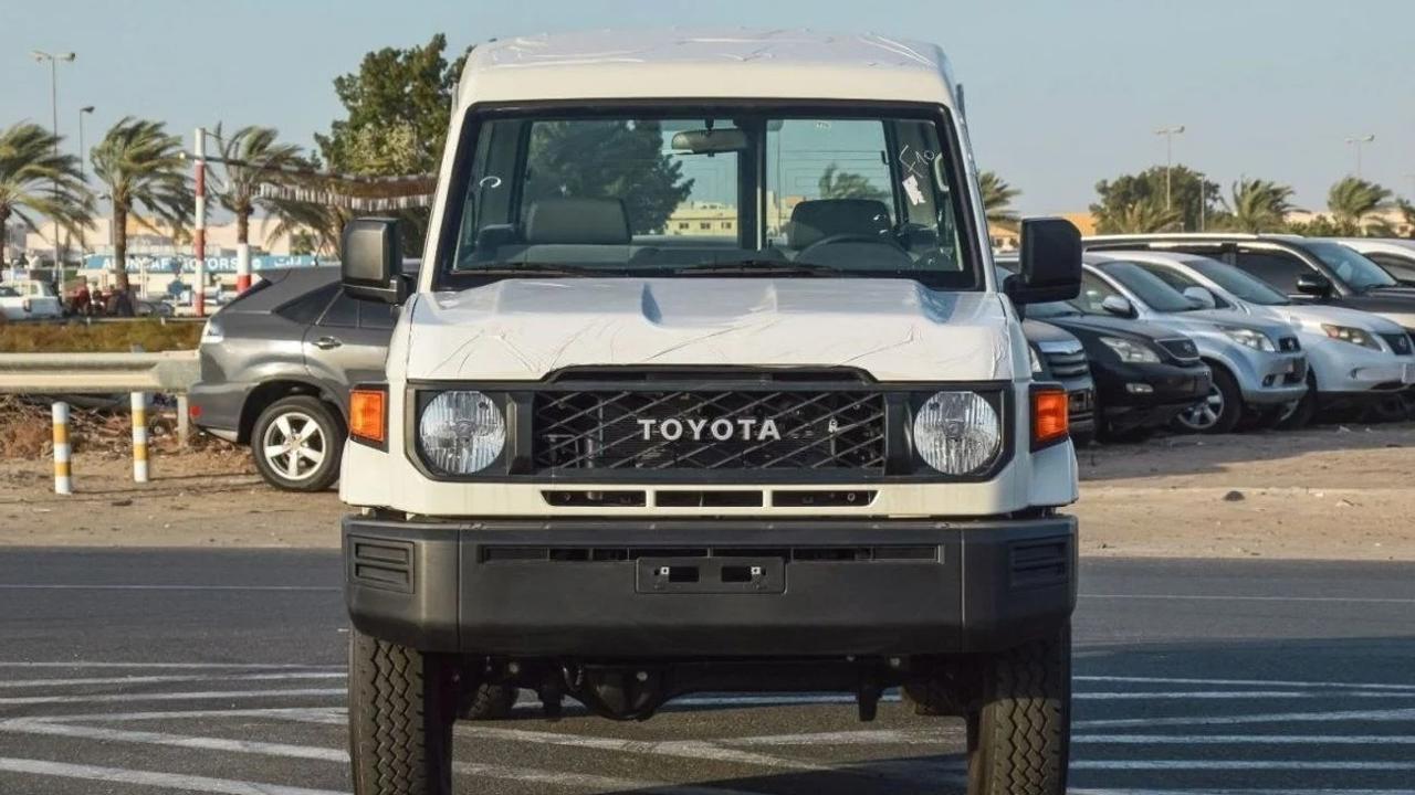 Toyota Land Cruiser 78 Hard Top