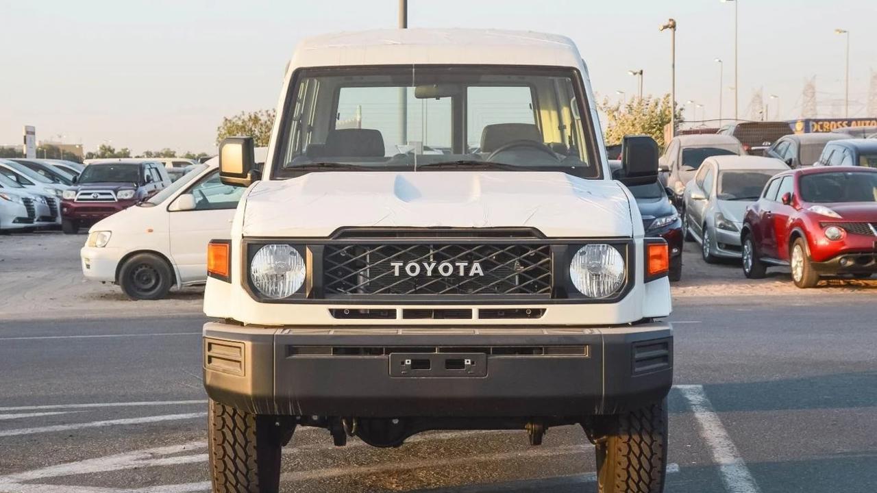 Toyota Land Cruiser 78 Hard Top