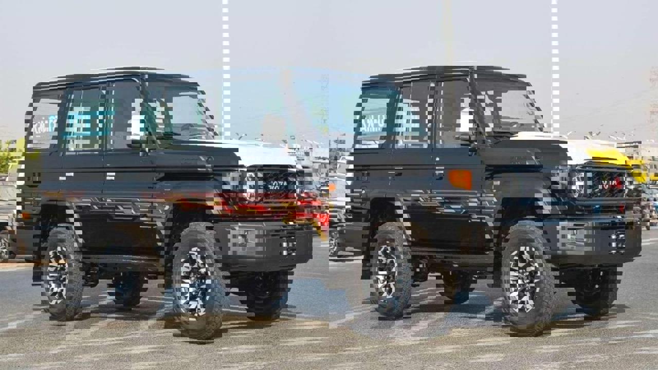 Toyota Land Cruiser 76 Wagon