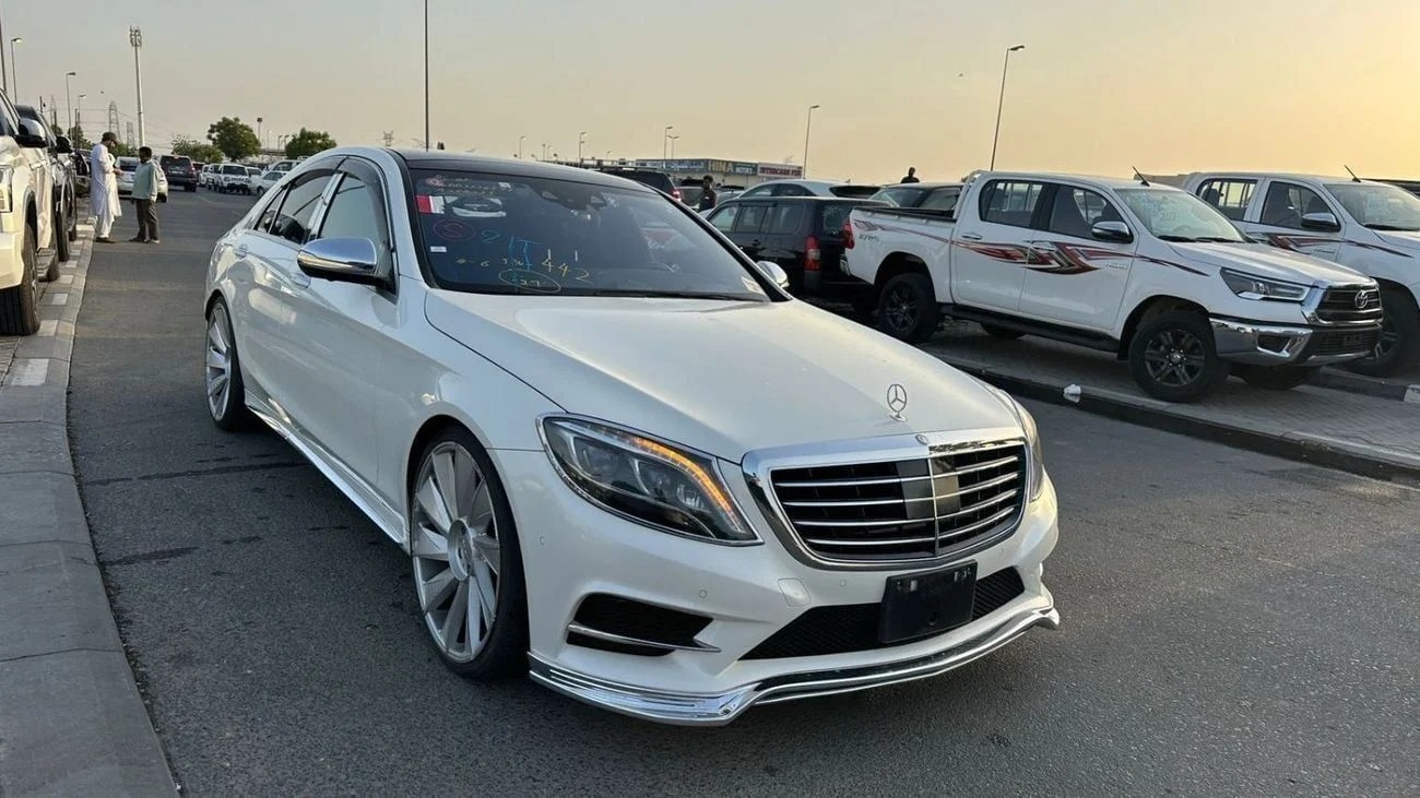 Mercedes-Benz S400