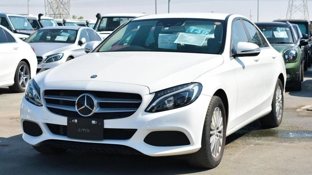Mercedes-Benz C180