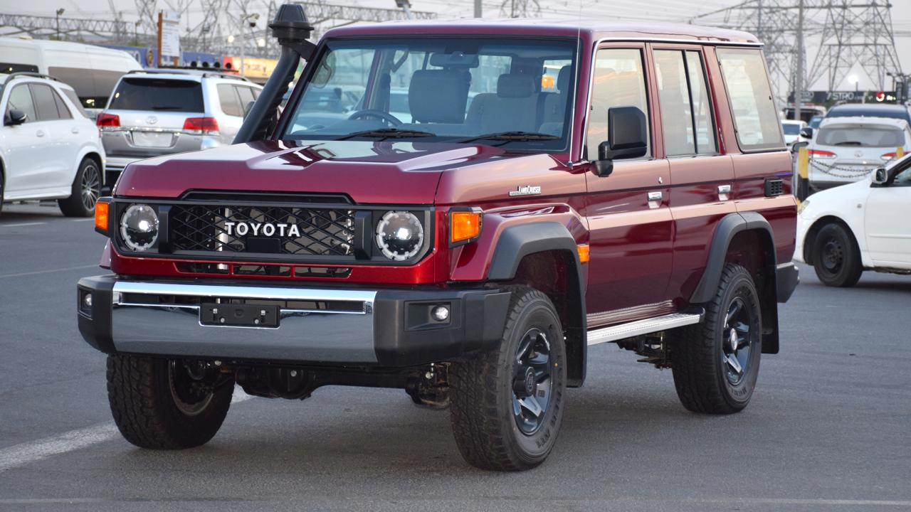 Toyota Land Cruiser 78 Hard Top
