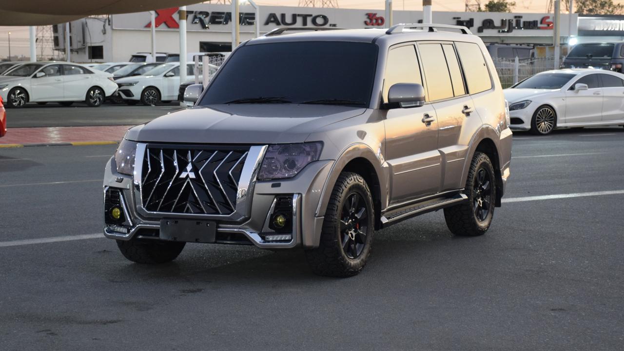 Mitsubishi Pajero iO