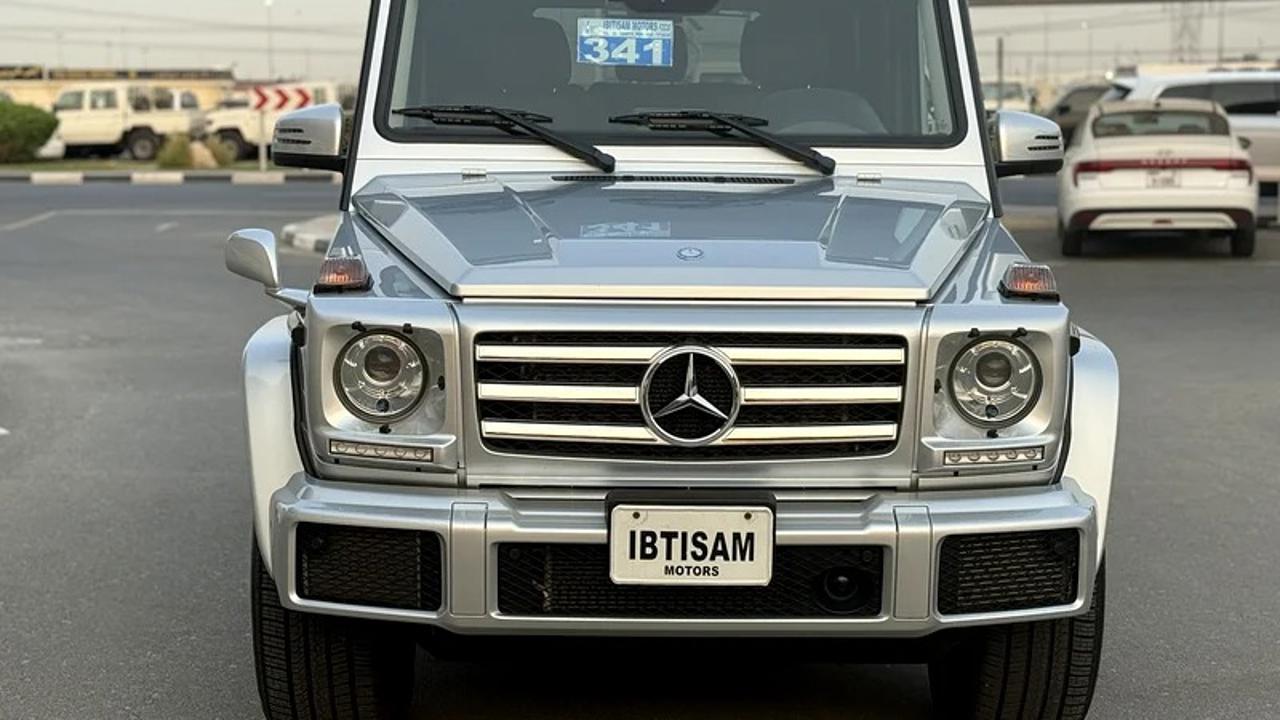 Mercedes-Benz G550