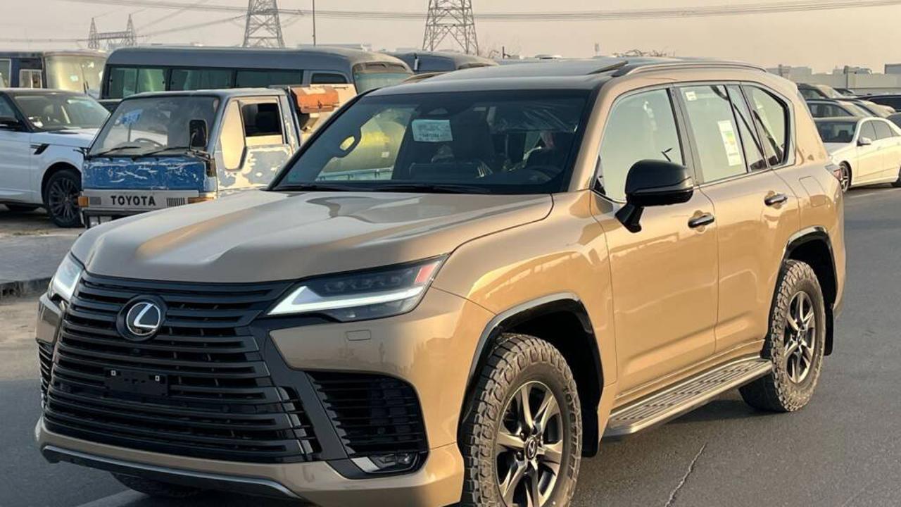 Lexus LX 600