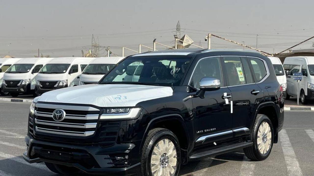 Toyota Land Cruiser 300