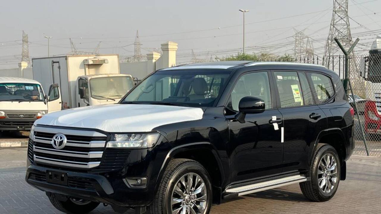 Toyota Land Cruiser 300