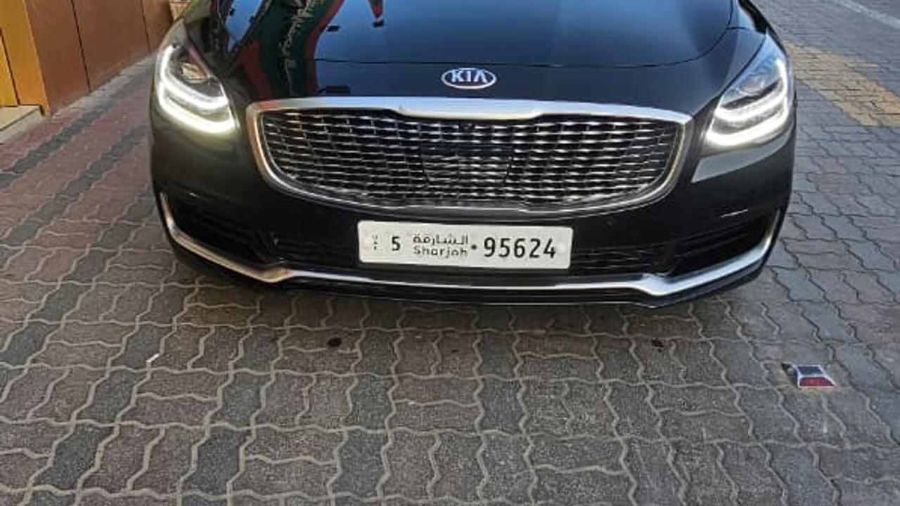 2019 Kia K900 Kia K900 EX for export from United Arab Emirates