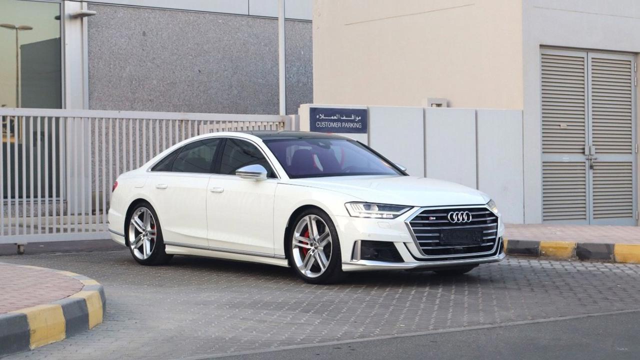 Audi S8