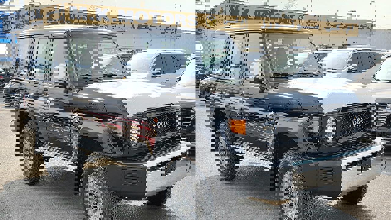 Toyota Land Cruiser 76 Wagon