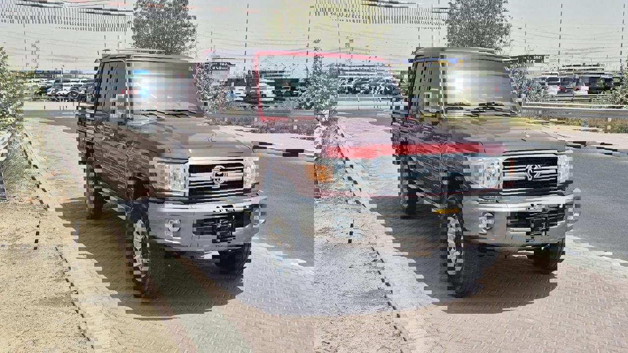 Toyota Land Cruiser 79 Pickup