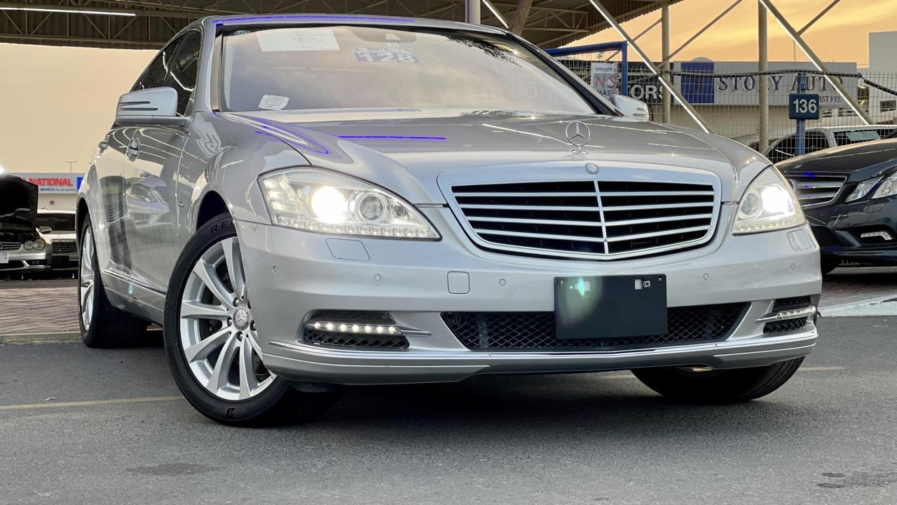 Mercedes-Benz S550