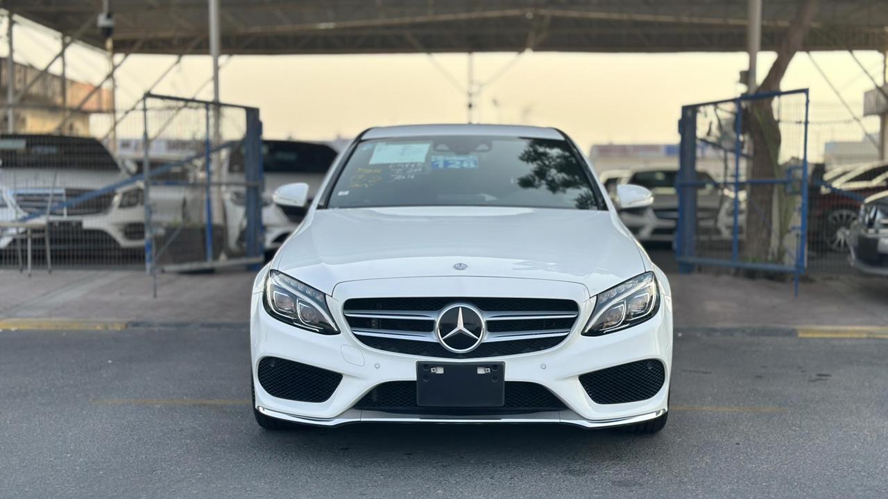 Mercedes-Benz C200