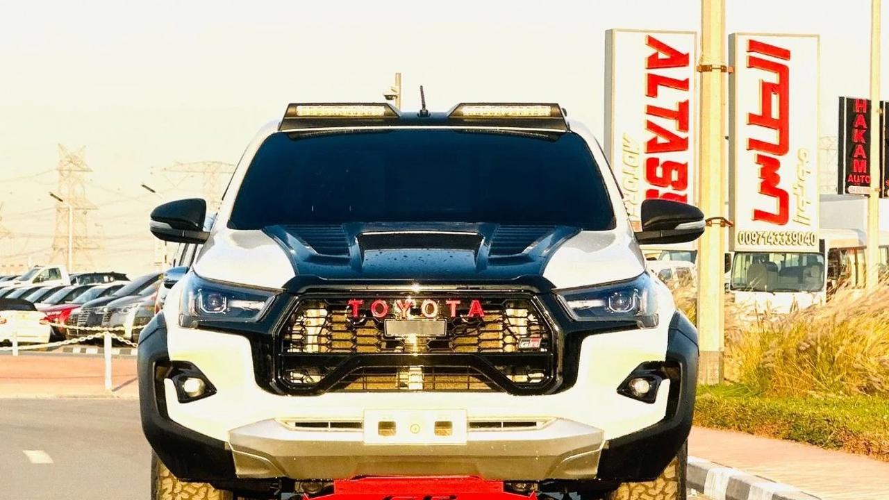 Toyota Hilux
