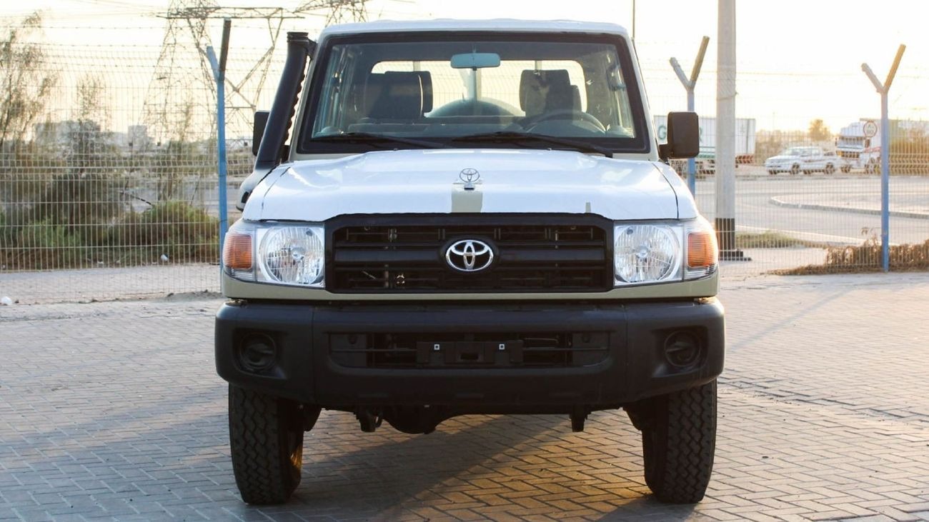 Toyota Land Cruiser 79 Pickup
