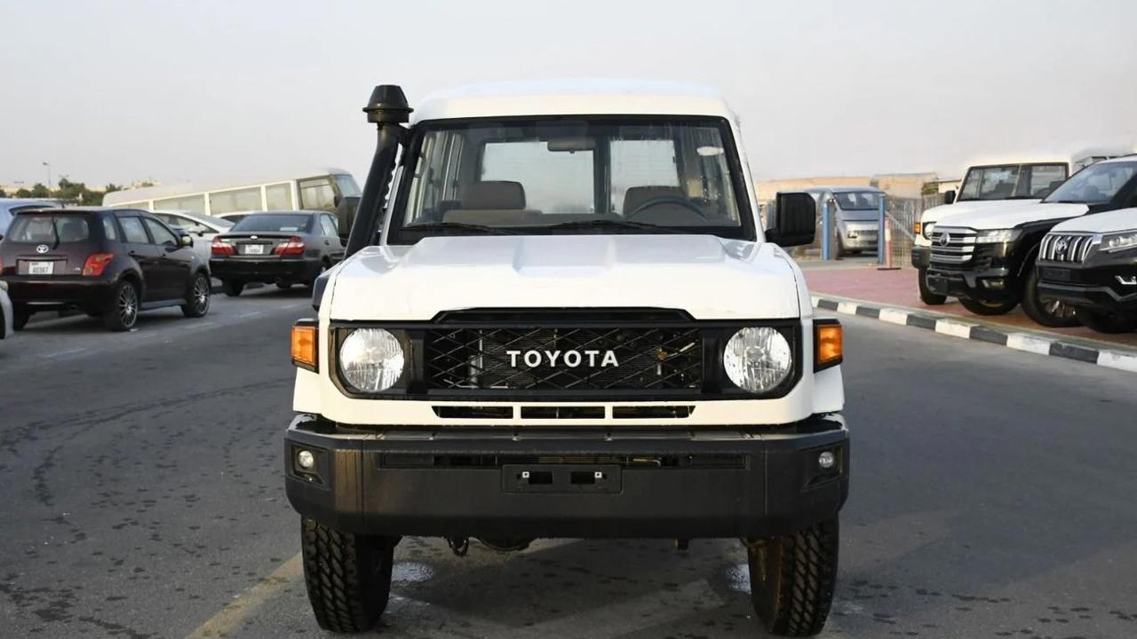 Toyota Land Cruiser 78 Hard Top