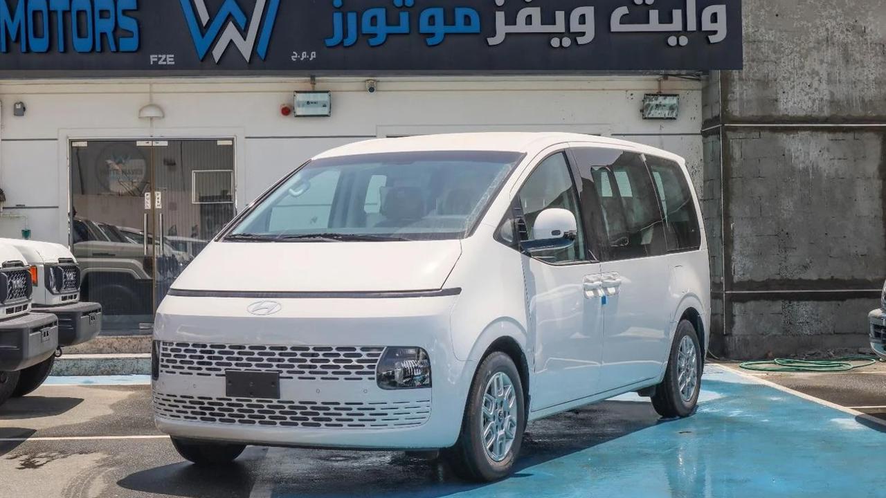 Hyundai Staria