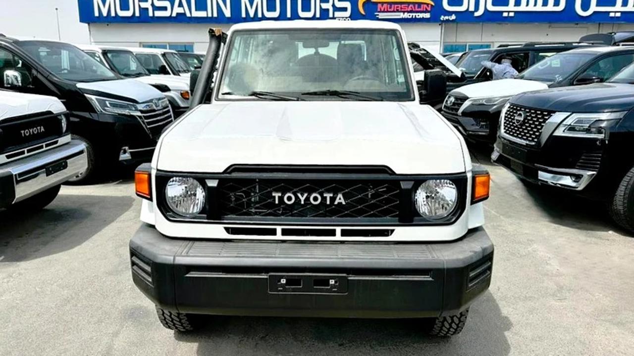 Toyota Land Cruiser 79 Pickup