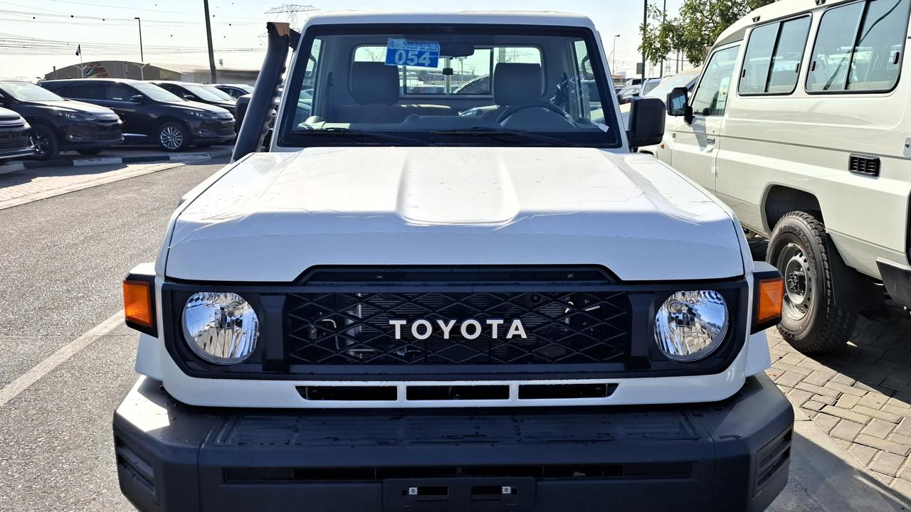 Toyota Land Cruiser 79 Pickup