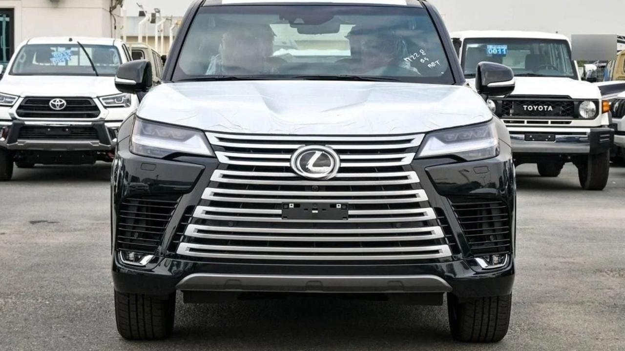 Lexus LX 600