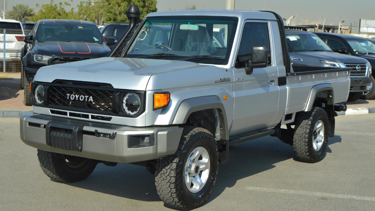 Toyota Land Cruiser 79 Pickup