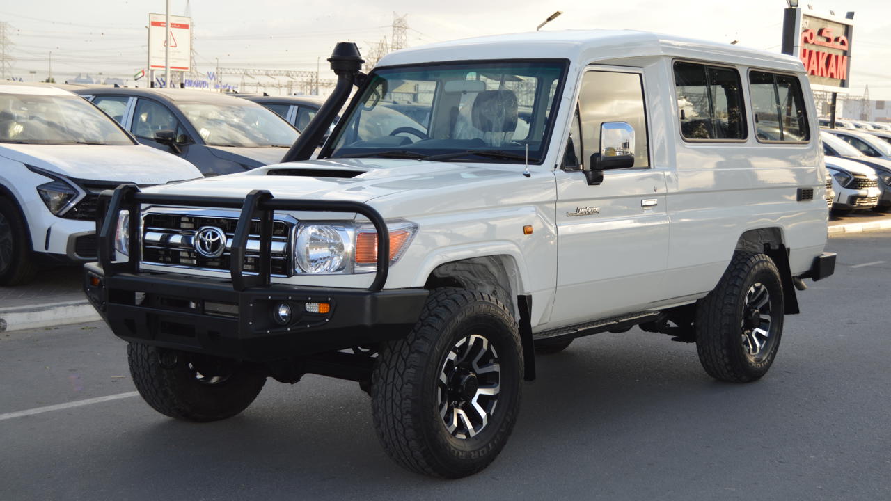 Toyota Land Cruiser 78 Hard Top