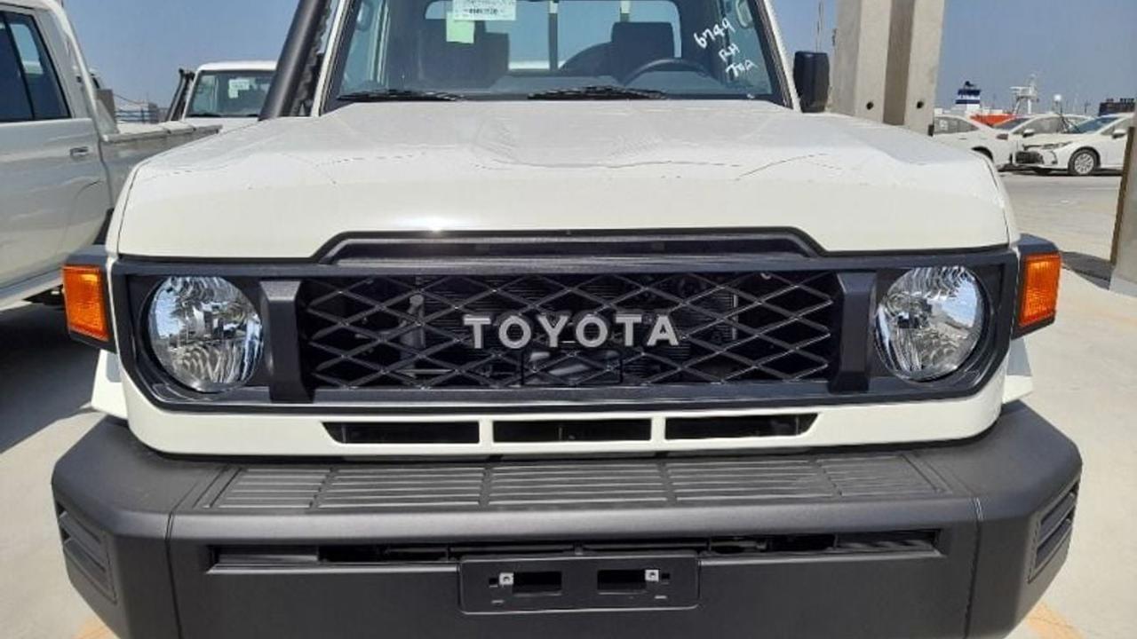 Toyota Land Cruiser 79 Pickup